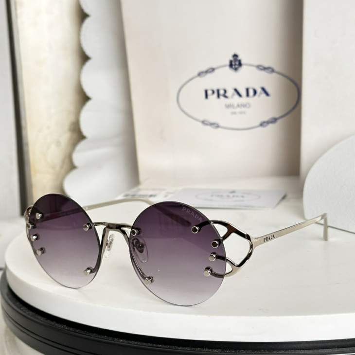 Picture of Prada Sunglasses _SKUfw76772095fw